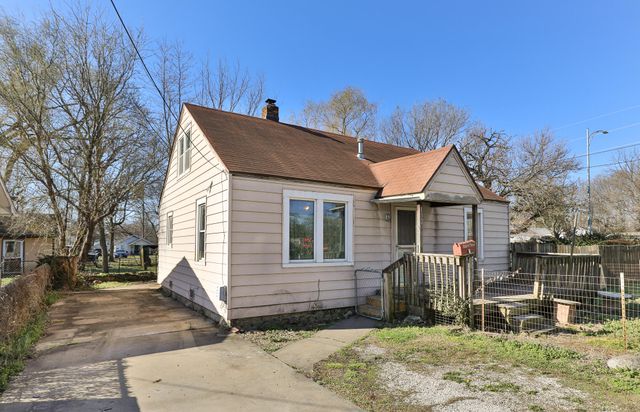 1526 W Dale Street, Springfield, MO 65803