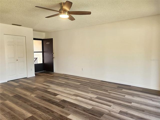 544 FAIRWAYS DRIVE B, Ocala, FL 34472