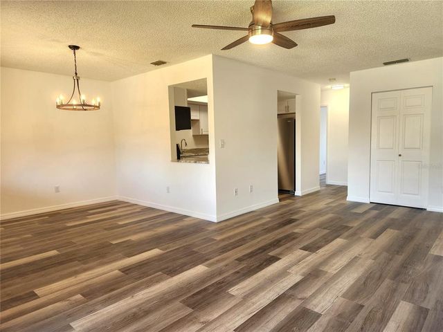 544 FAIRWAYS DRIVE B, Ocala, FL 34472