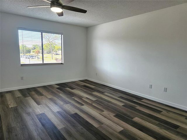 544 FAIRWAYS DRIVE B, Ocala, FL 34472