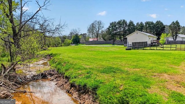 5026 Highway 136 W, Talking Rock, GA 30175