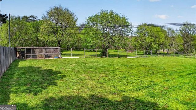 5026 Highway 136 W, Talking Rock, GA 30175