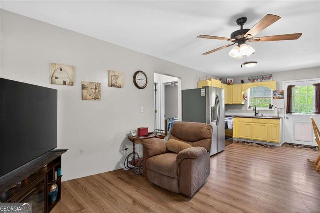 5026 Highway 136 W, Talking Rock, GA 30175
