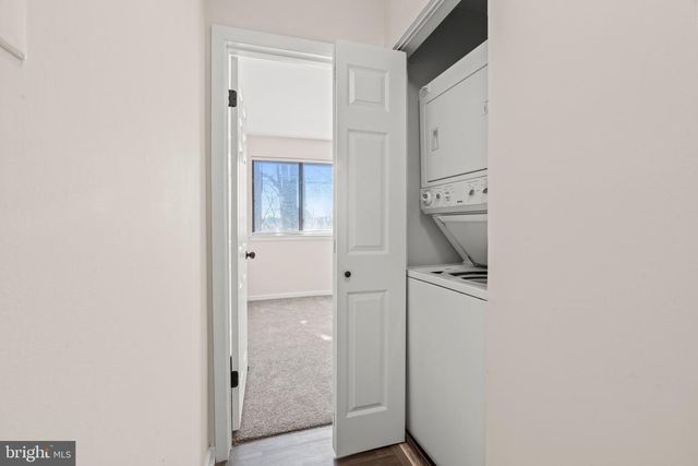 1210 THACKERY CT, Sicklerville, NJ 08081