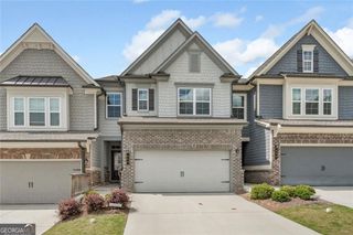 649 Isom Walk, Suwanee, GA 30024