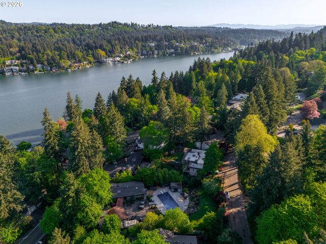 2823 GLEN HAVEN Rd, Lake Oswego, OR 97034