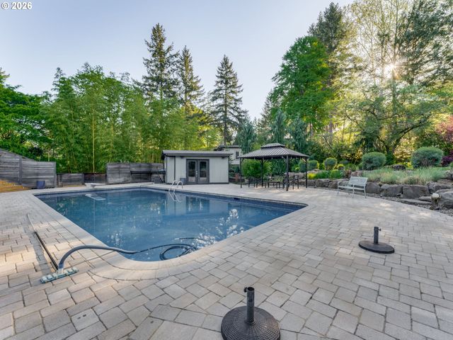 2823 GLEN HAVEN Rd, Lake Oswego, OR 97034