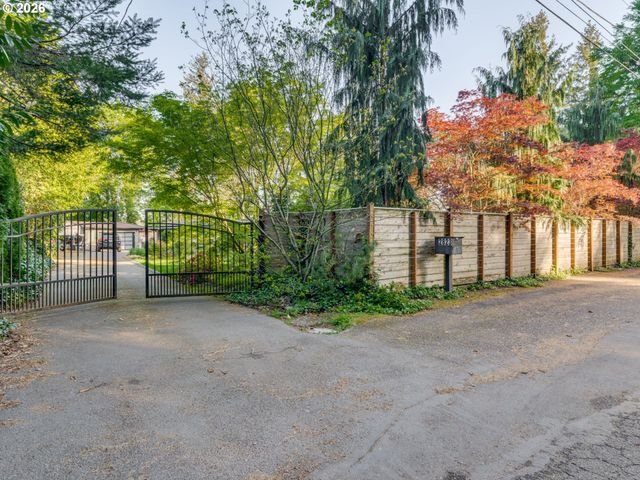 2823 GLEN HAVEN Rd, Lake Oswego, OR 97034