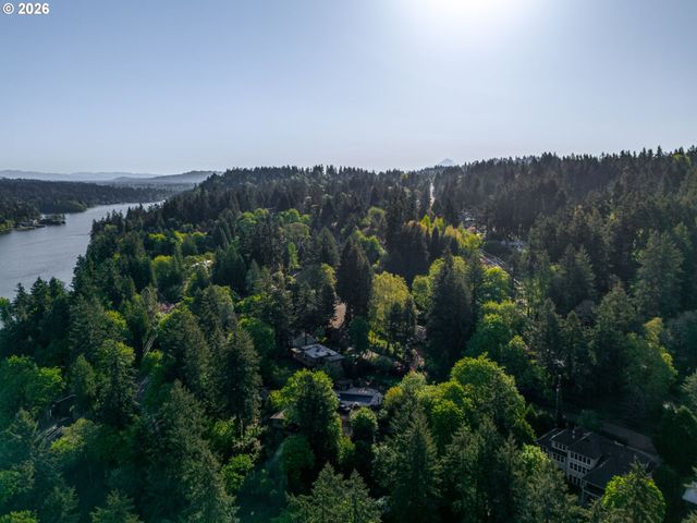 2823 GLEN HAVEN Rd, Lake Oswego, OR 97034
