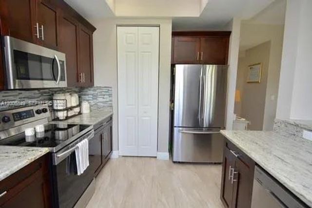 10480 SW Stephanie Way 3208, Port St. Lucie, FL 34987