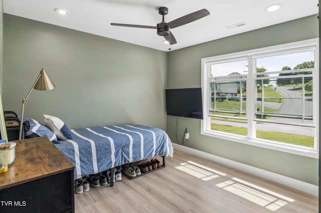 143 Stage Road, Jonesborough, TN 37659