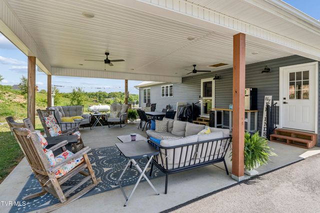 143 Stage Road, Jonesborough, TN 37659