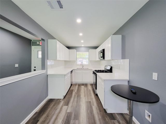 6327 Mardale Drive, Houston, TX 77016