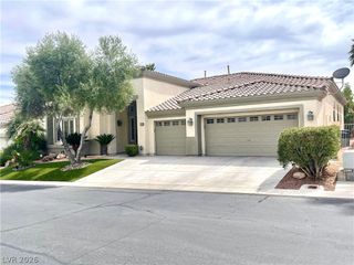 385 Apple River Court, Las Vegas, NV 89148