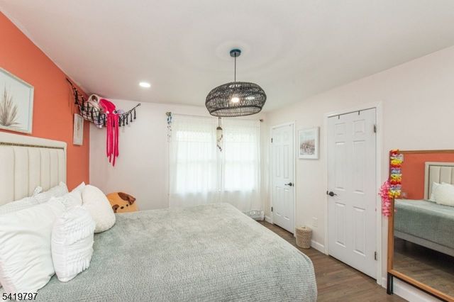 3 S Hampton Dr, Fairfield Twp., NJ 07004