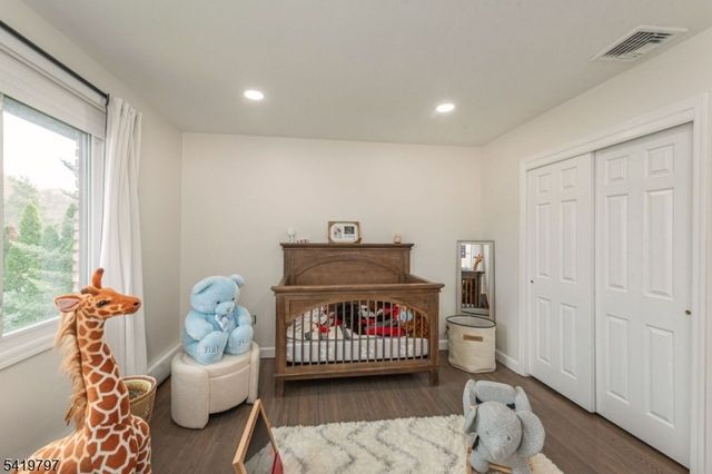 3 S Hampton Dr, Fairfield Twp., NJ 07004