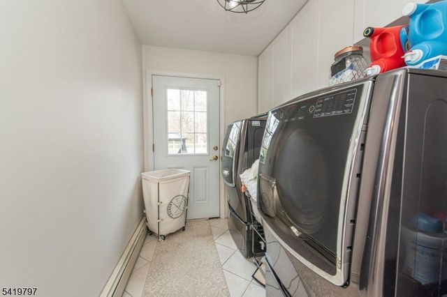 3 S Hampton Dr, Fairfield Twp., NJ 07004