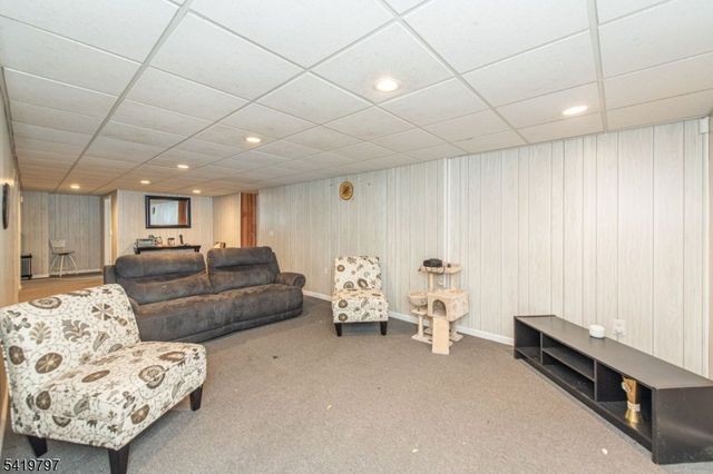 3 S Hampton Dr, Fairfield Twp., NJ 07004