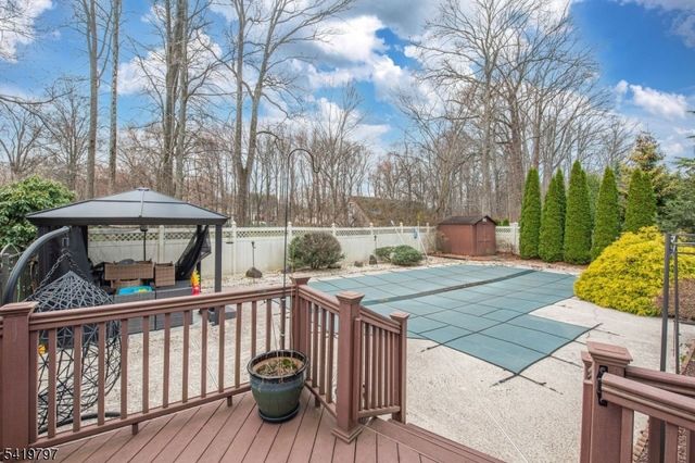 3 S Hampton Dr, Fairfield Twp., NJ 07004