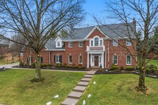 1062 West Grove Court, Adams Twp, PA 15044