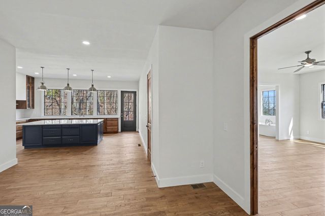 416 Winding View, Clayton, GA 30525