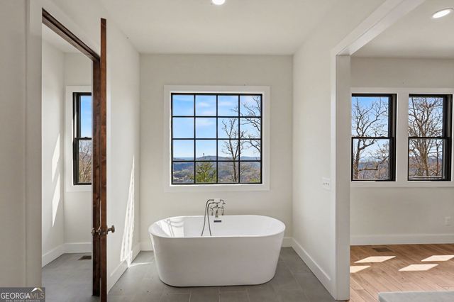 416 Winding View, Clayton, GA 30525