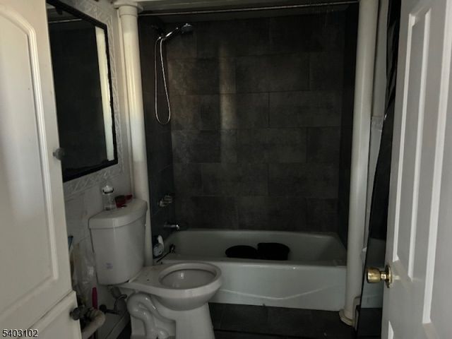 223 W Broadway, Paterson City, NJ 07522