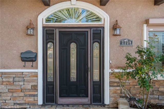 7704 Lotus Circle, Buena Park, CA 90620