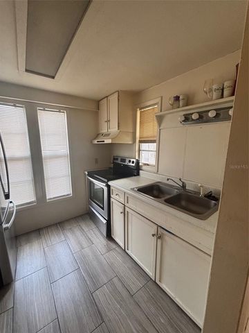 216 W BELMAR STREET, Lakeland, FL 33803