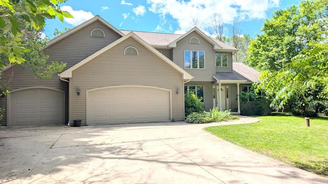 W4954 EMERY LANE, Fond Du Lac, WI 54937