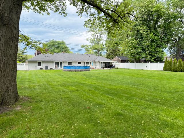 14231 Racho Boulevard, Taylor, MI 48180