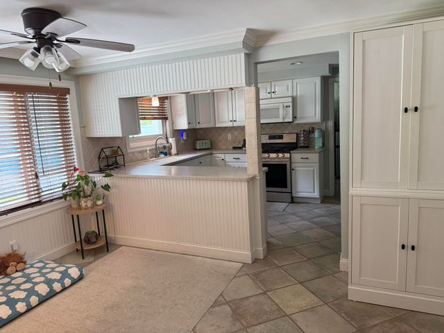 14231 Racho Boulevard, Taylor, MI 48180