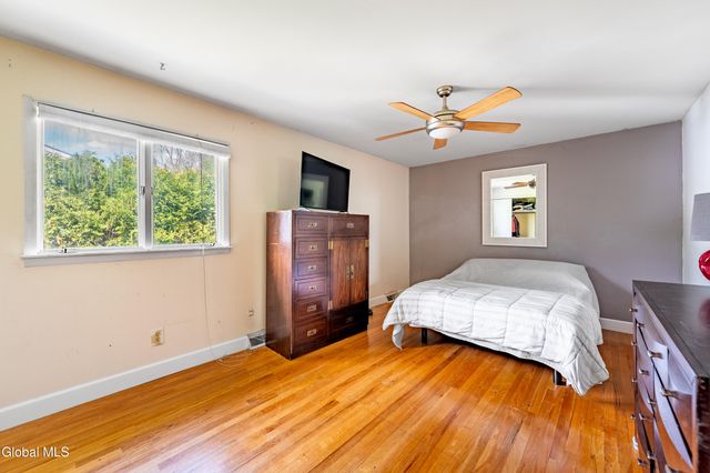 62 Wood Terrace, Albany, NY 12208
