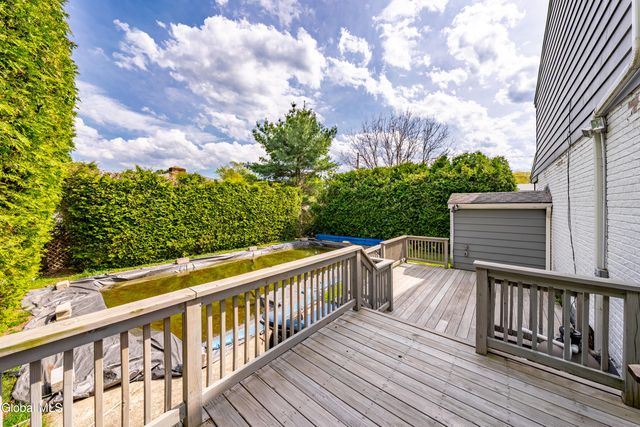 62 Wood Terrace, Albany, NY 12208