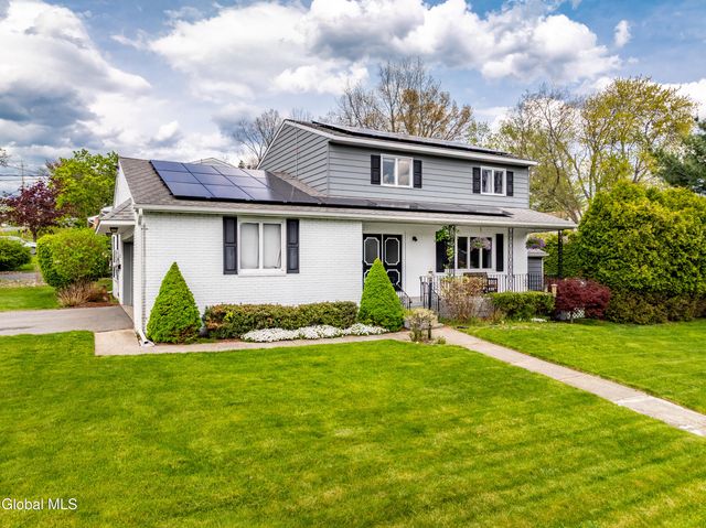62 Wood Terrace, Albany, NY 12208