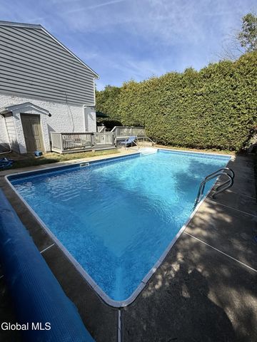 62 Wood Terrace, Albany, NY 12208