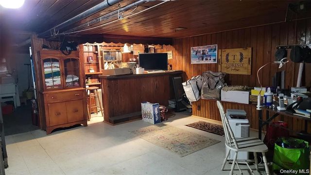 14713 Willets Point Boulevard, Whitestone, NY 11357