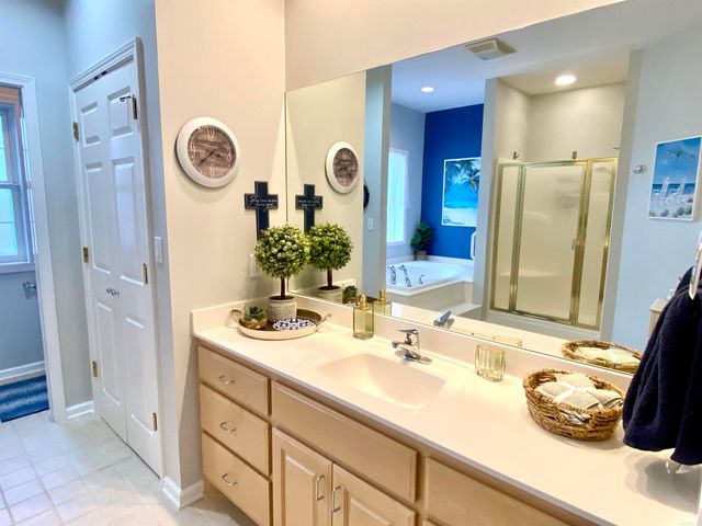 153 Castano Dr, Hot Springs Village, AR 71909