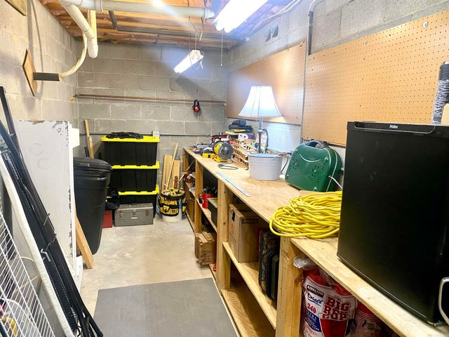 153 Castano Dr, Hot Springs Village, AR 71909