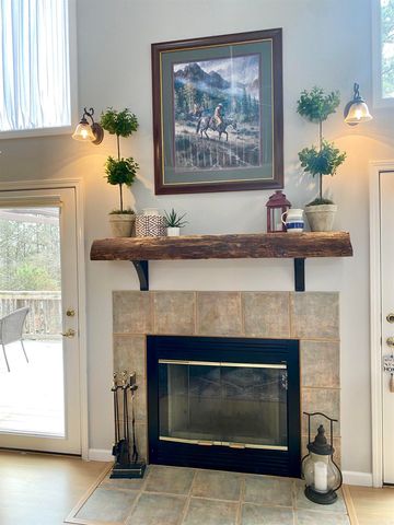 153 Castano Dr, Hot Springs Village, AR 71909