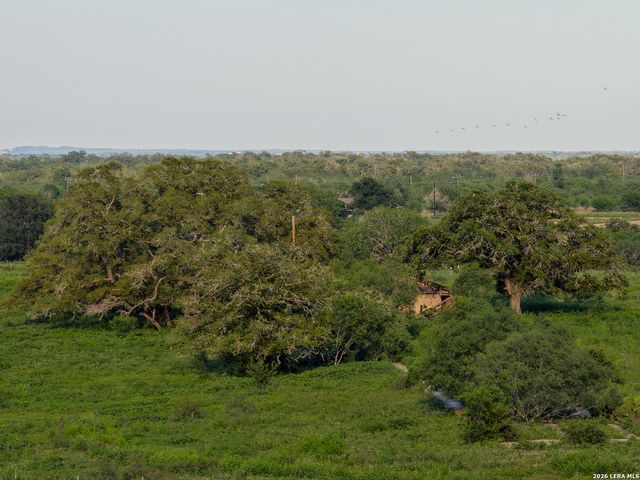 430 WATTS RD, Kingsbury, TX 78638