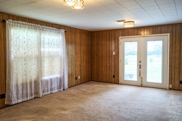 430 WATTS RD, Kingsbury, TX 78638