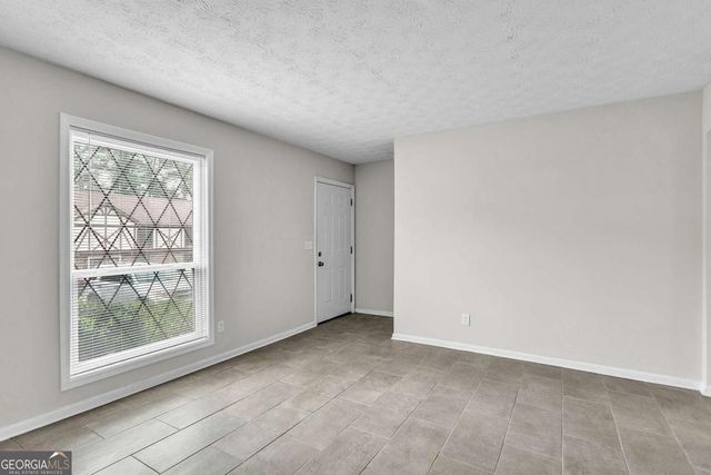 3243 Abbeywood Drive, Decatur, GA 30034