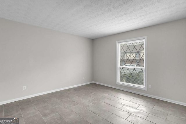 3243 Abbeywood Drive, Decatur, GA 30034