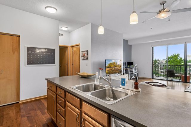 4525 Park Commons Drive 319, Saint Louis Park, MN 55416