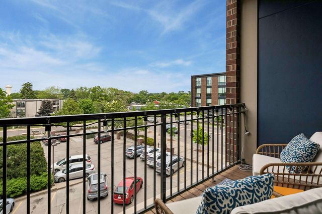 4525 Park Commons Drive 319, Saint Louis Park, MN 55416