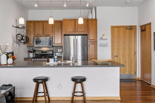 4525 Park Commons Drive 319, Saint Louis Park, MN 55416