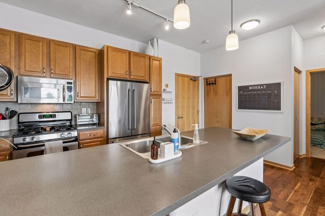 4525 Park Commons Drive 319, Saint Louis Park, MN 55416