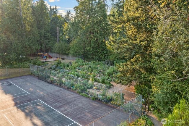 15009 245th Avenue SE, Issaquah, WA 98027