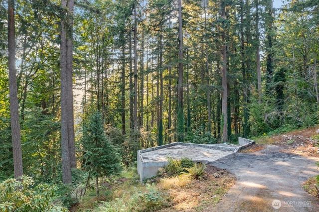 15009 245th Avenue SE, Issaquah, WA 98027